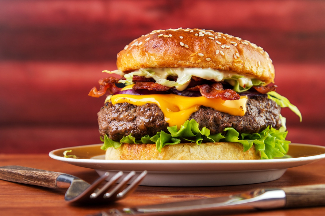 Luv a Beef Burger