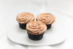 Chocolate Cup Cake - Divine Cakes