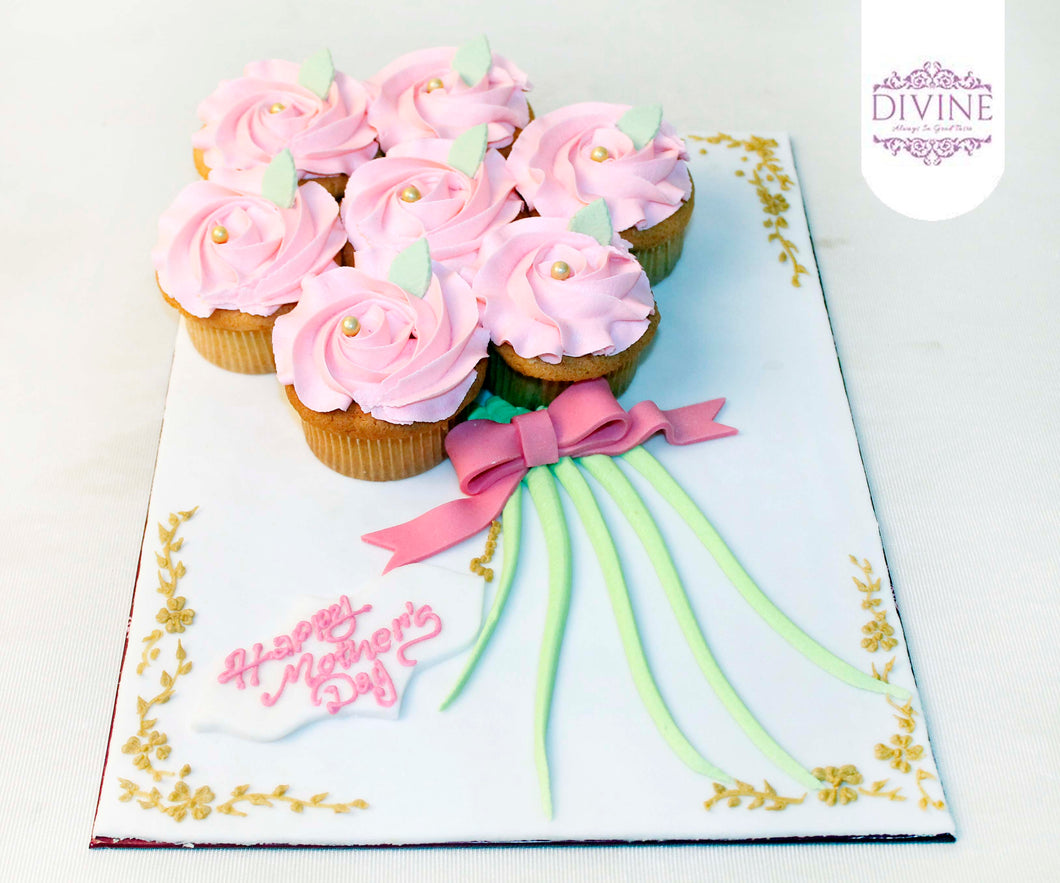 Mother's Day Floral Cup Cake Design