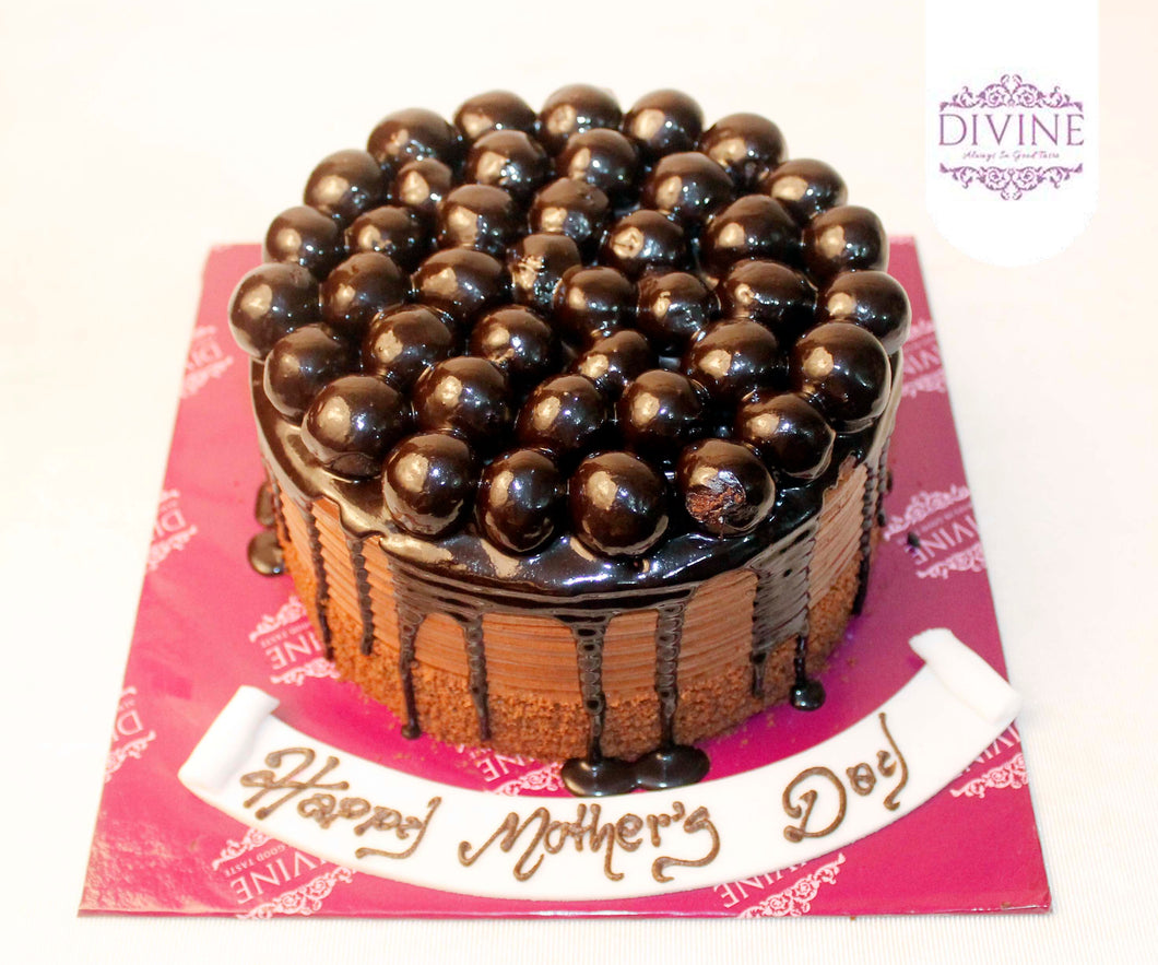 Mother's Day Velvet Fudge Cake