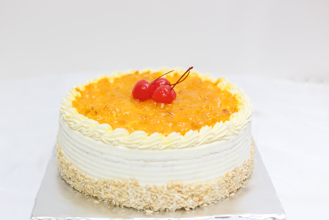 Pineapple Gateau - Divine Cakes