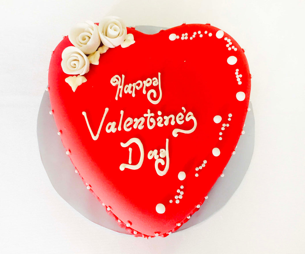 Heart shape ribbon cake with red parchment (design 5)